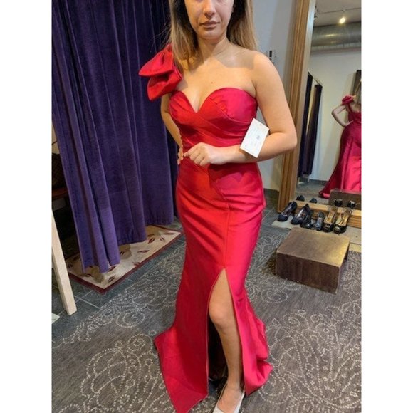 Evening gown - Picture 8 of 8